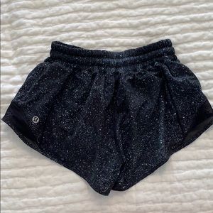Size 2 galaxy lululemon shorts